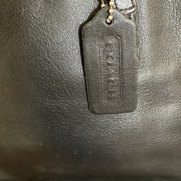 Coach Vintage Legacy Bucket Tote LOD 9803 - Picture 3 of 12